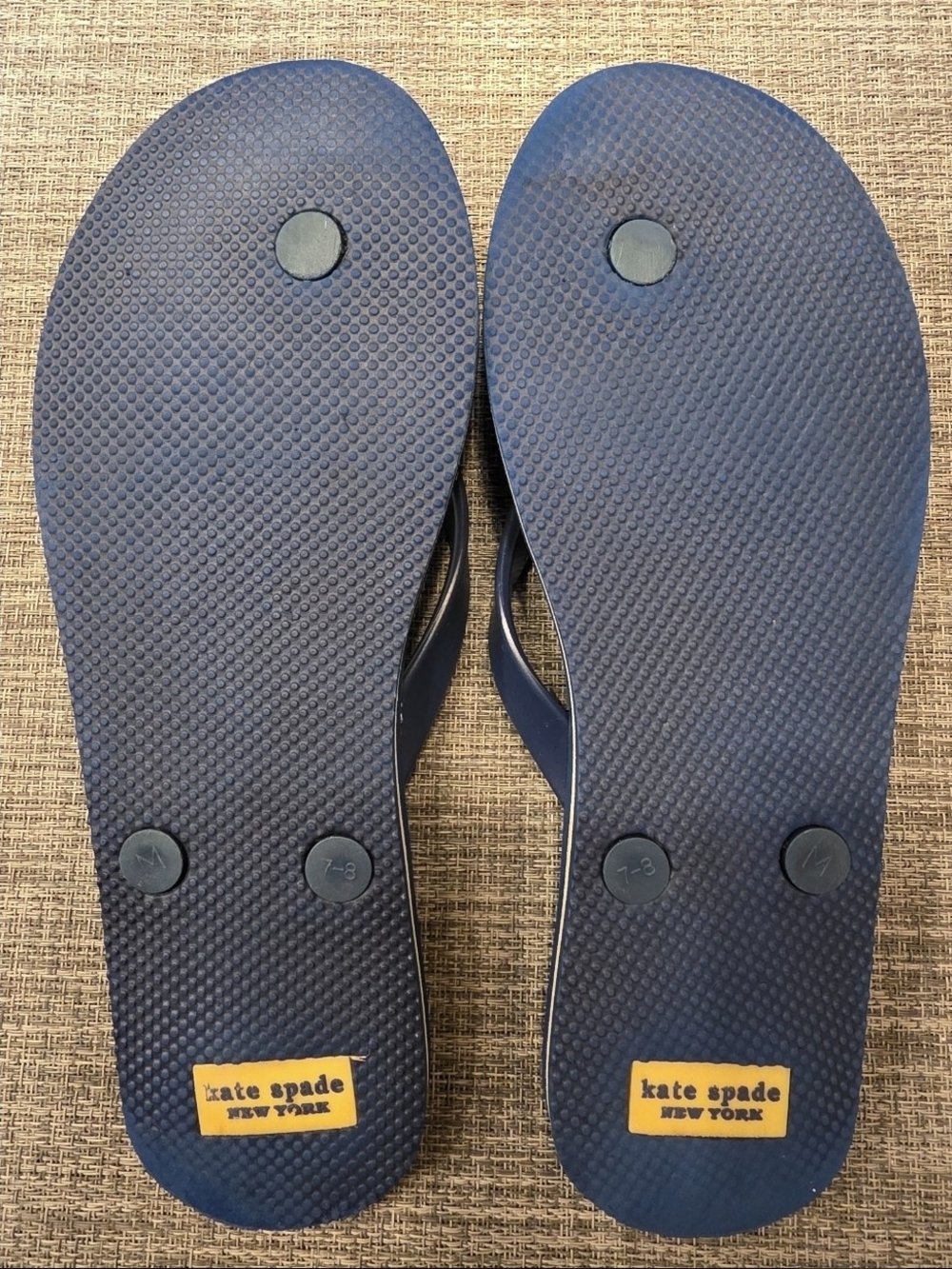 kate spade "Lemon Zest" Flip-Flops-Size 7/8 - Picture 2 of 6